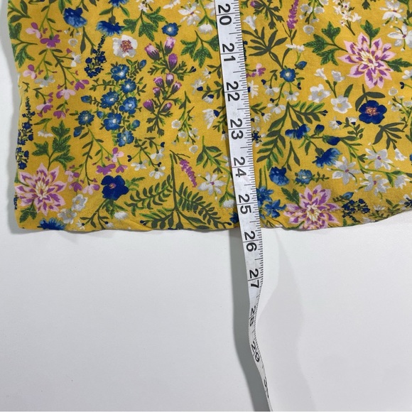 Old Navy Summer Blouse - Picture 6 of 6